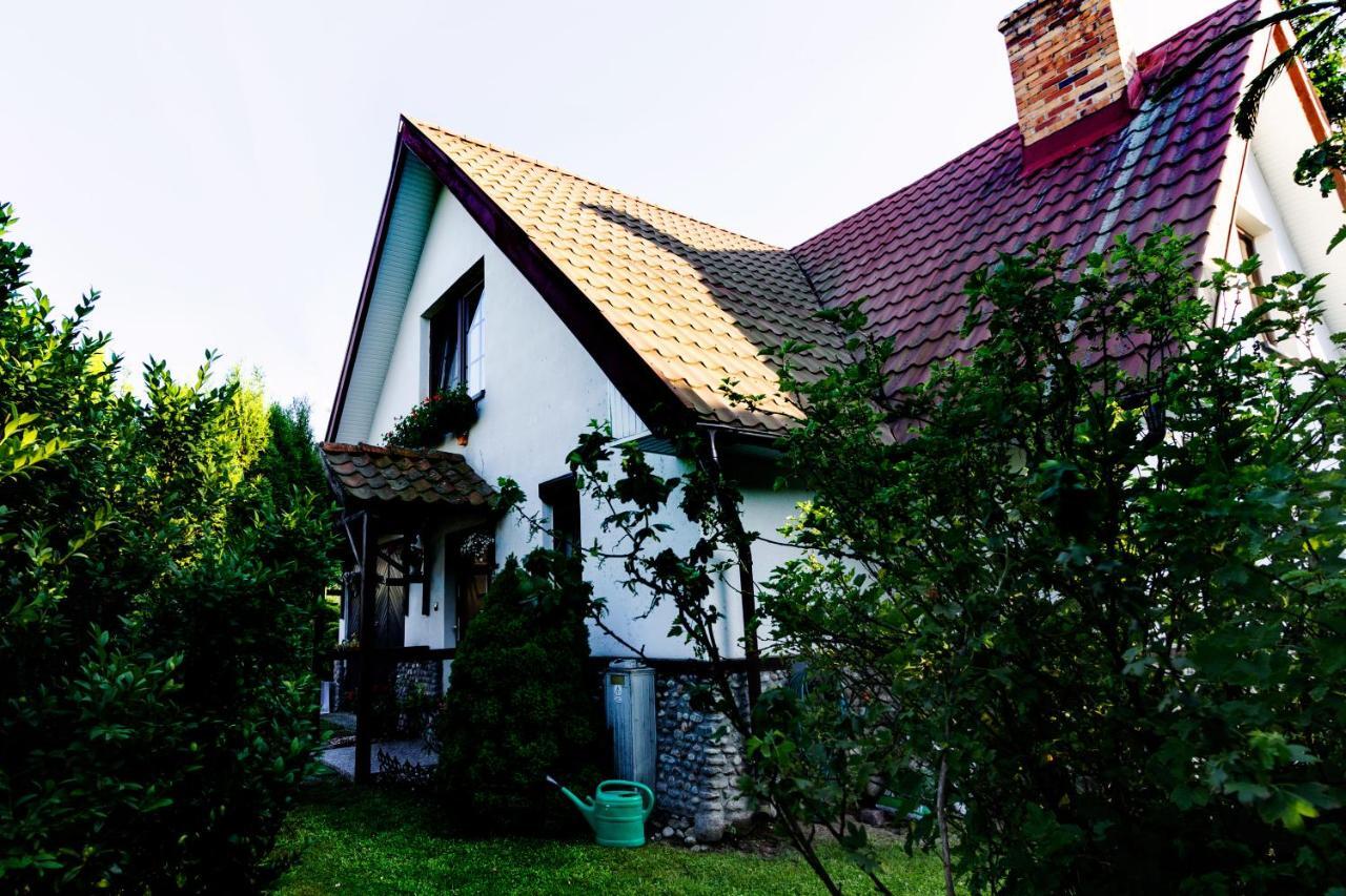Vila Dom Piasutno Exteriér fotografie